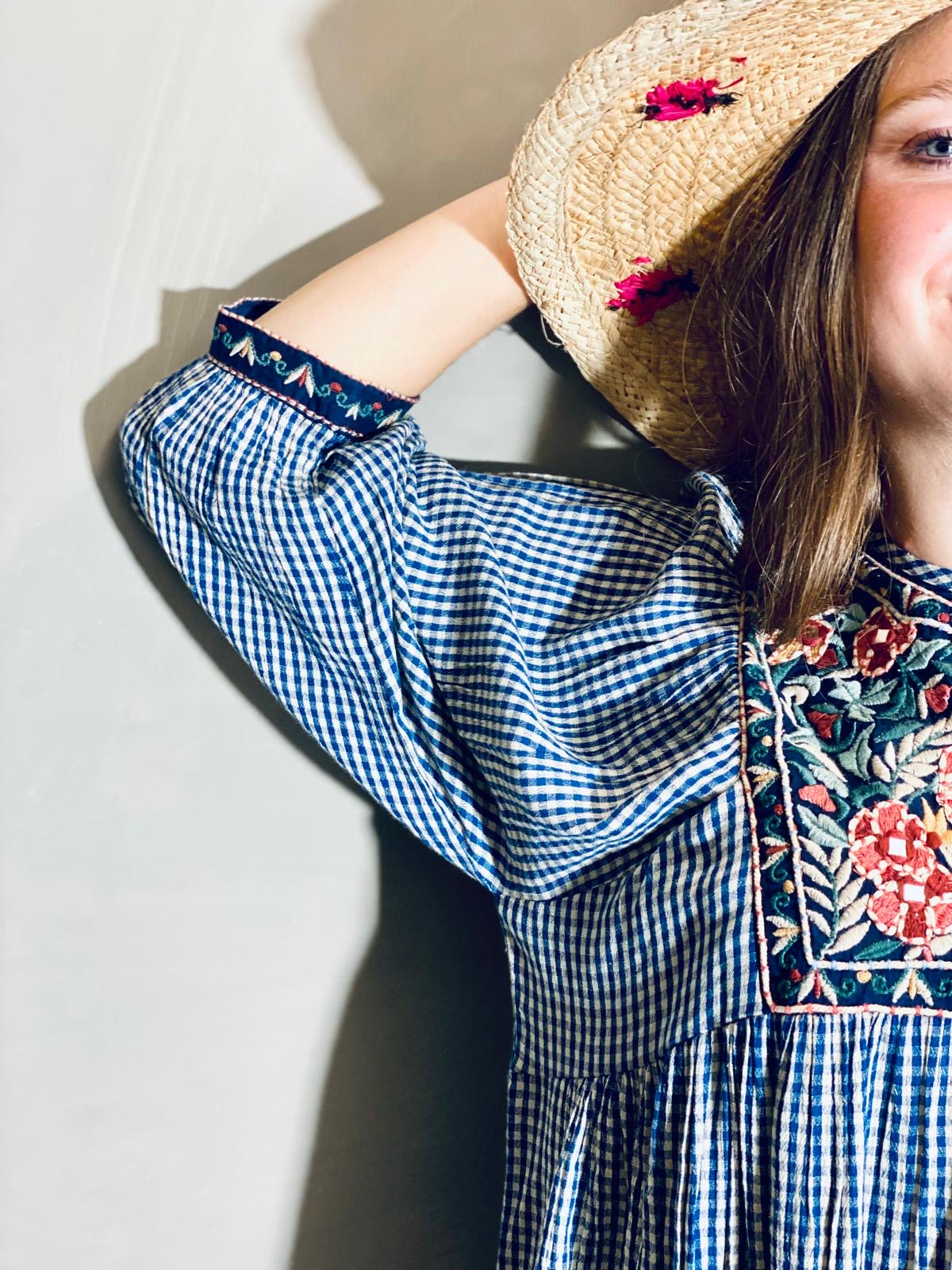 Blusa ricami Maison Hotel