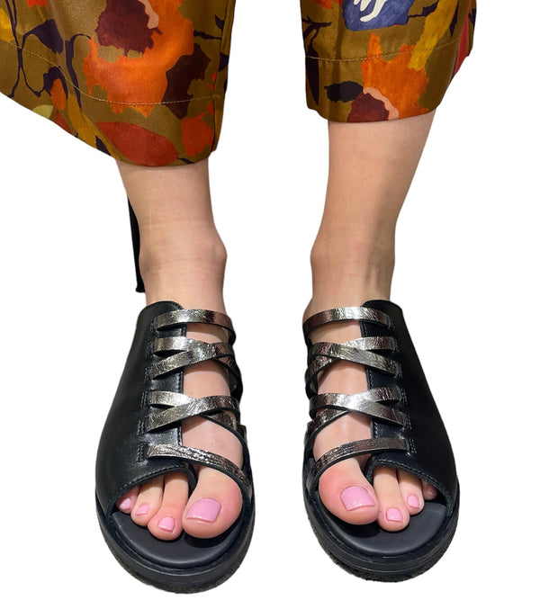 Le bohemien sandalo con pollice - nero-argento